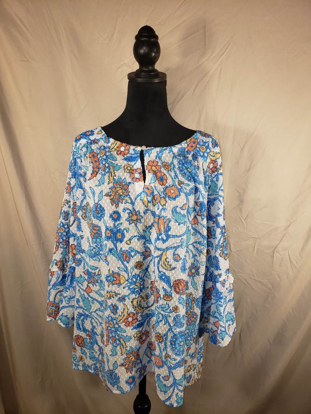 Ruby Rd. Woman Blue Floral Keyhole Peasant Top - 1X